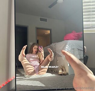 bellabradley Nude Leaked Photo #11