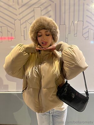 bellarometv Nude Leaked Photo #14