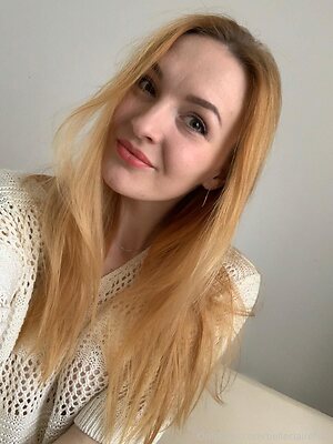 belleclairefree Nude Leaked Photo #7