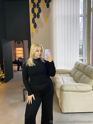 belllaaaakr Nude Leaked Photo #12