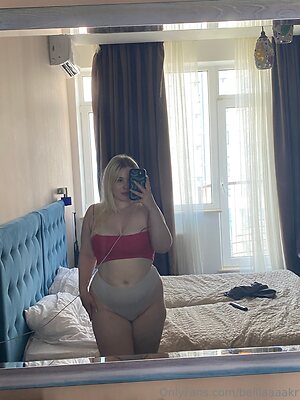 belllaaaakr Nude Leaked Photo #33