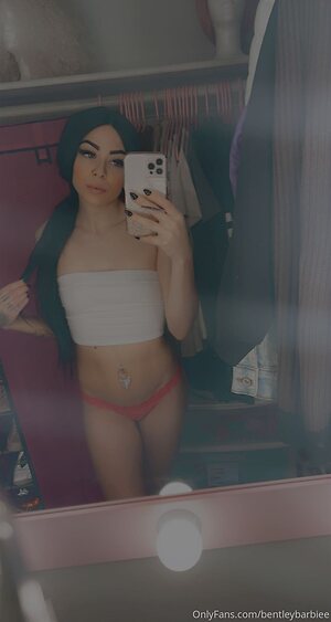 bentleybarbiee Nude Leaked Photo #23