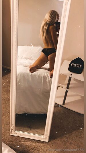 beth7777 More Nude Photos