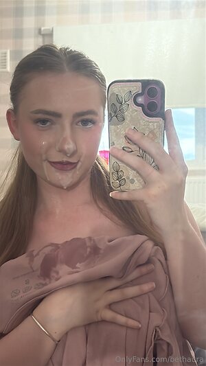 bethaura Nude Leaked Photo #3