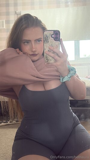 bethaura Nude Leaked Photo #29