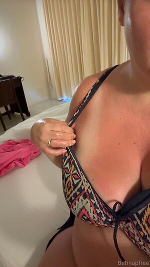 betinapfree Nude Leaked Photo #32