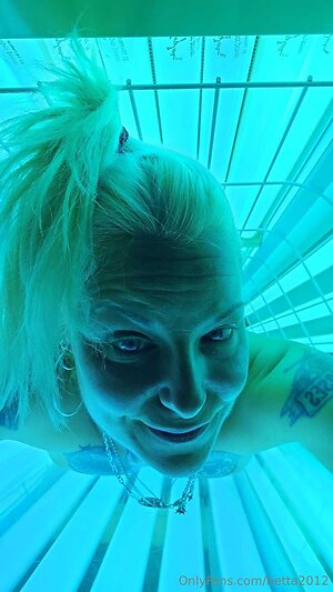 betta2012 Nude Leaked Photo #37