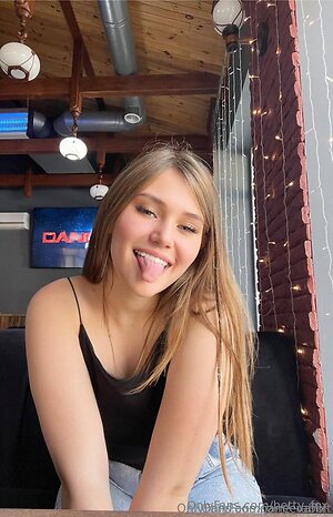 betty fox Nude Leaked Photo #10