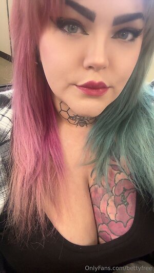 bettyfree Nude Leaked Photo #22