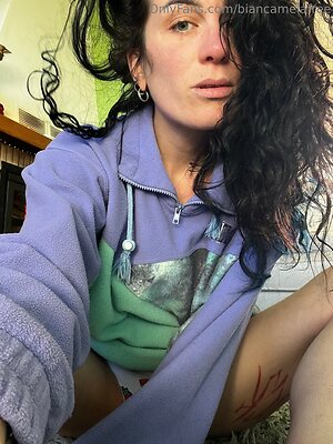 biancamelafree Nude Leaked Photo #33