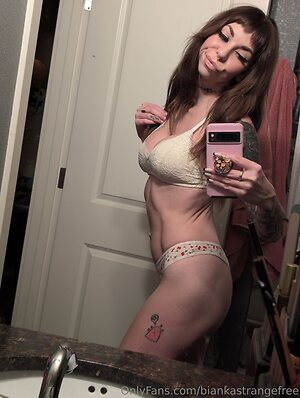 biankastrangefree Nude Leaked Photo #14