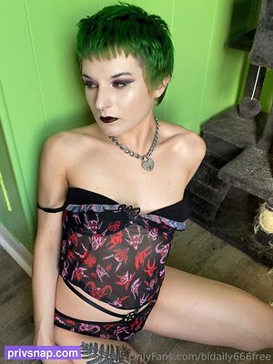 bidaily666free Nude Leaked Photo #24