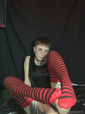 big4sstrolx Nude Leaked Photo #13