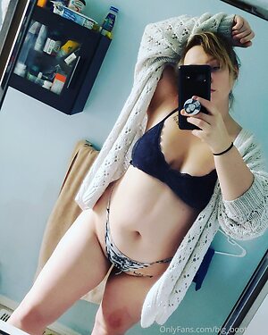 big booty 95  Nude Leaked Photo #13
