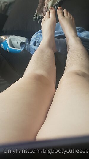 bigbootycutieeee Nude Leaked Photo #31
