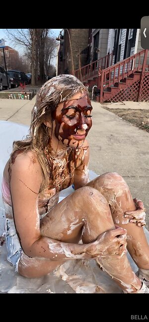 bigmouthbella Nude Leaked Photo #12