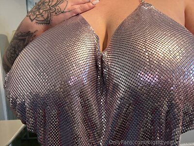 bigtittyemmafree Nude Leaked Photo #18