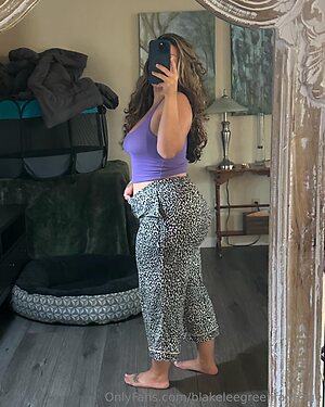 blakeleegreenfanpage Nude Leaked Photo #23