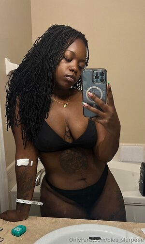 bleu slurpeee Nude Leaked Photo #2