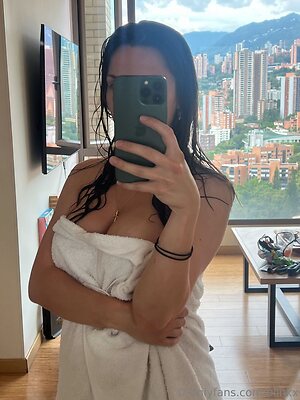 blinkx free Nude Leaked Photo #21