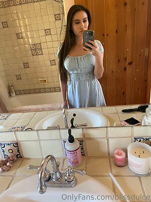 blissdulce Nude Leaked Photo #23