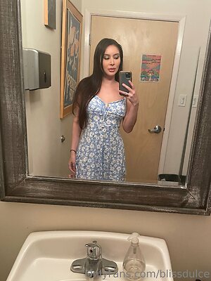 blissdulce Nude Leaked Photo #29
