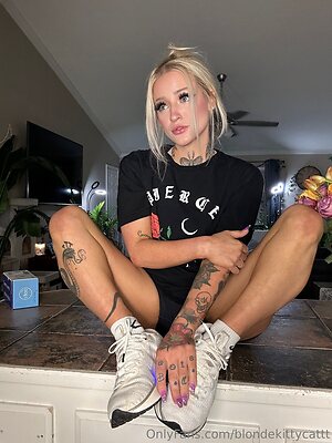 blondekittycattt Nude Leaked Photo #20