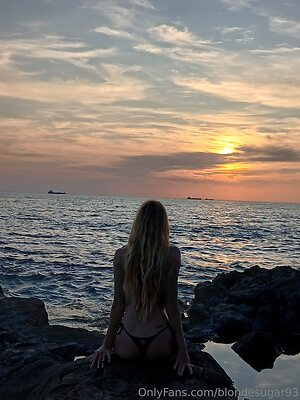 blondesugar93 Nude Leaked Photo #16