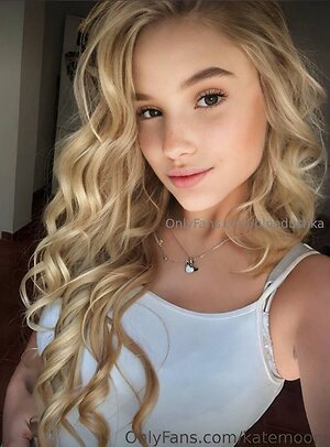 blondushka Nude Leaked Photo #8