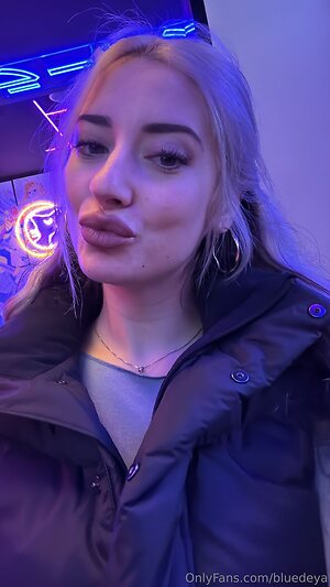 bluedeya Nude Leaked Photo #2