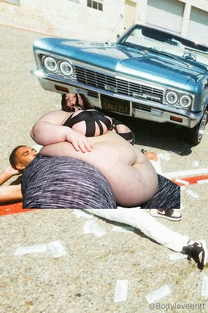 bodylovebritt Nude Leaked Photo #3