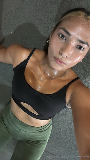 bodyonfirefit Nude Leaked Photo #20