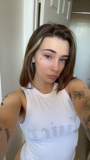 bonof Nude Leaked Photo #5
