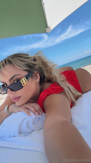 bootyqueenbae Nude Leaked Photo #4