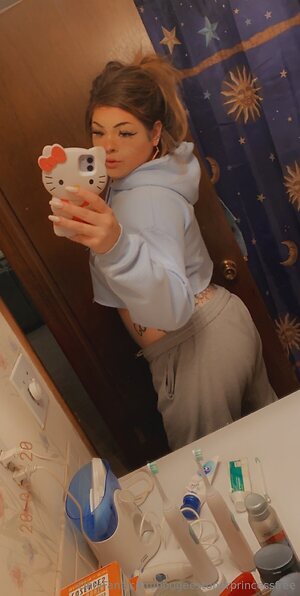 bougeestonerprincessfree Nude Leaked Photo #3