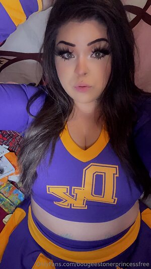 bougeestonerprincessfree Nude Leaked Photo #7