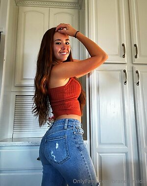 brandibraids Nude Leaked Photo #32