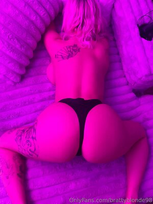 brattyblonde98 Nude Leaked Photo #33