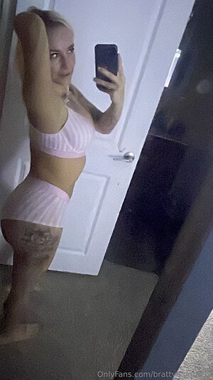brattyblonde98 Nude Leaked Photo #36