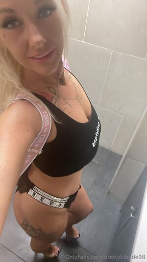 brattyblonde98 Nude Leaked Photo #40