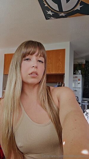 breenicoleexo Nude Leaked Photo #4