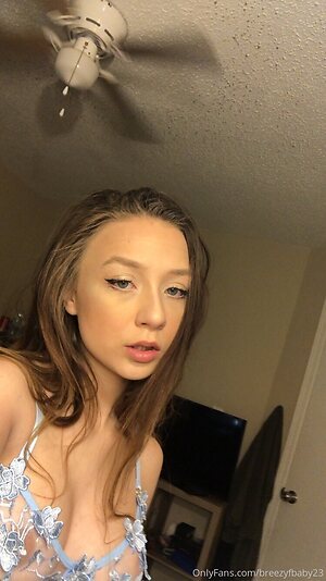 breezyfbaby23 Nude Leaked Photo #7