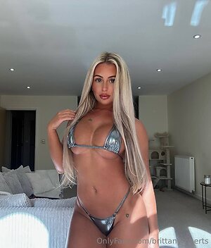 brittanyroberts Nude Leaked Photo #8