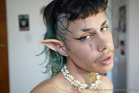 brokenfangfree Nude Leaked Photo #8