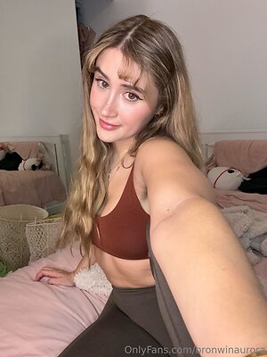 bronwinaurora Nude Leaked Photo #75