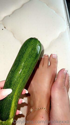 brookepaeke Nude Leaked Photo #7