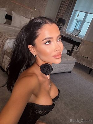 brunnete22 Nude Leaked Photo #4