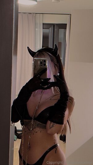 bsprovocateur Nude Leaked Photo #6