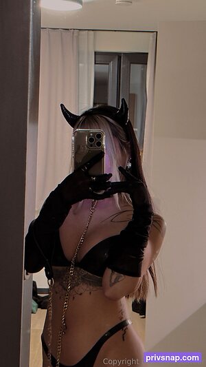 bsprovocateur Nude Leaked Photo #25
