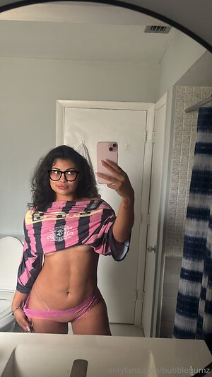 bubblegumz Nude Leaked Photo #11
